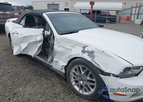2012 Ford Mustang V6 Premium from USA, damaged, VIN 1ZVBP8EM5C5260347
